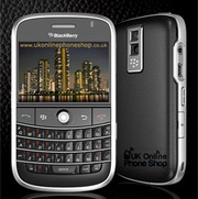 Strong features with BlackBerry Bold 9700 deals